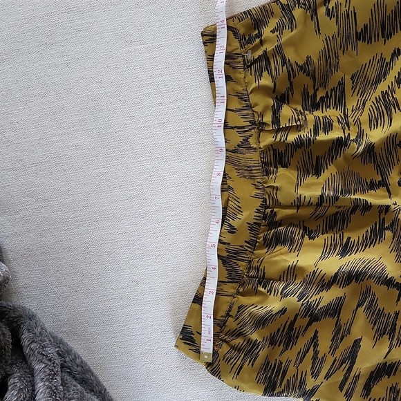 Loeffler Randall silk shorts size 0 - Picture 5 of 7